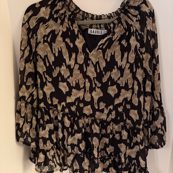 Flowered blouse - Picture 1 of 3